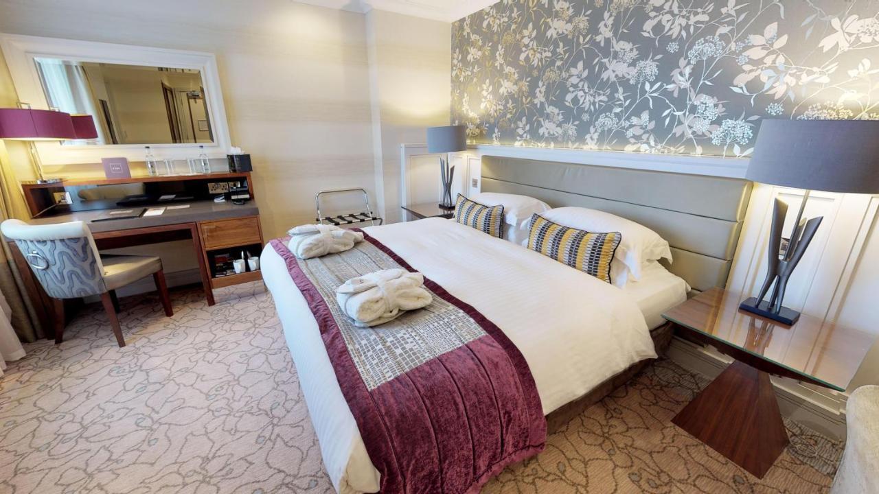 Grosvenor Pulford Hotel & Spa Esterno foto