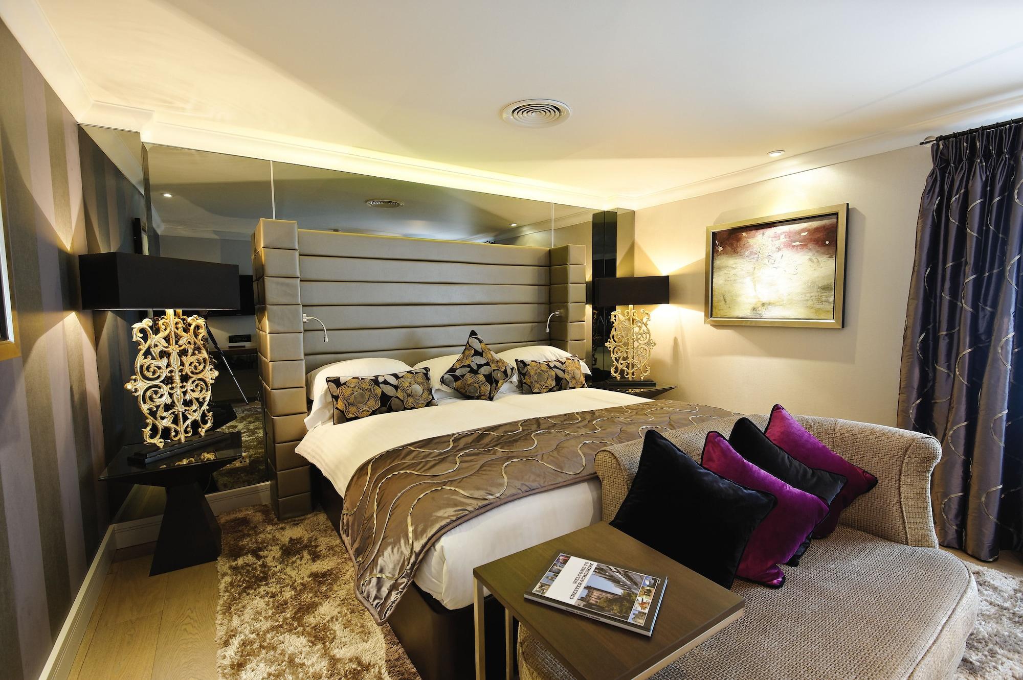 Grosvenor Pulford Hotel & Spa Esterno foto