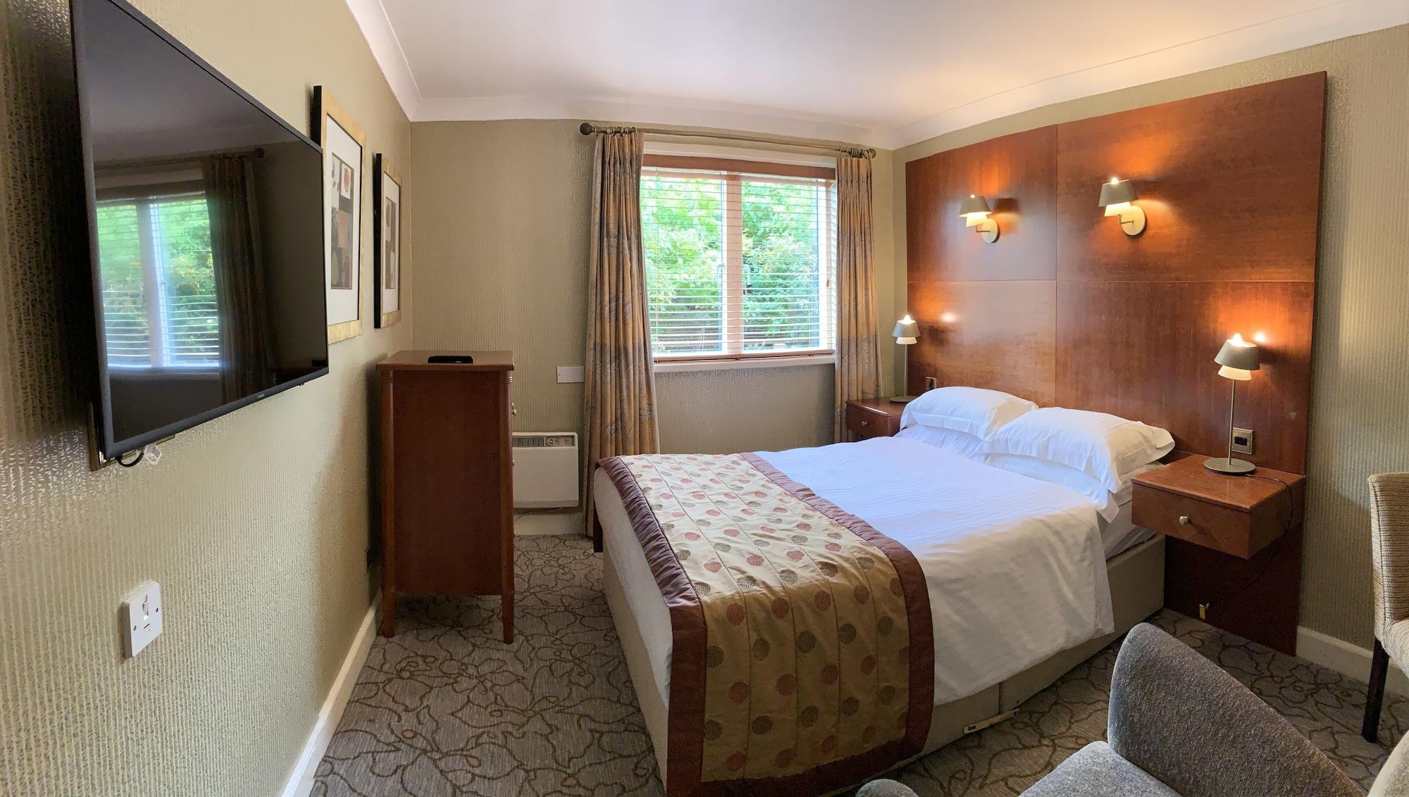 Grosvenor Pulford Hotel & Spa Esterno foto