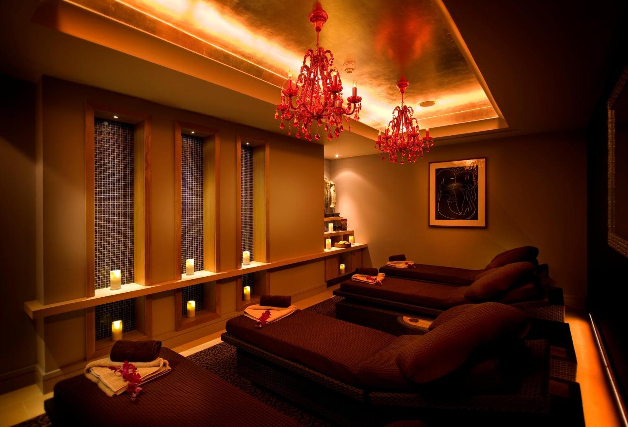 Grosvenor Pulford Hotel & Spa Esterno foto