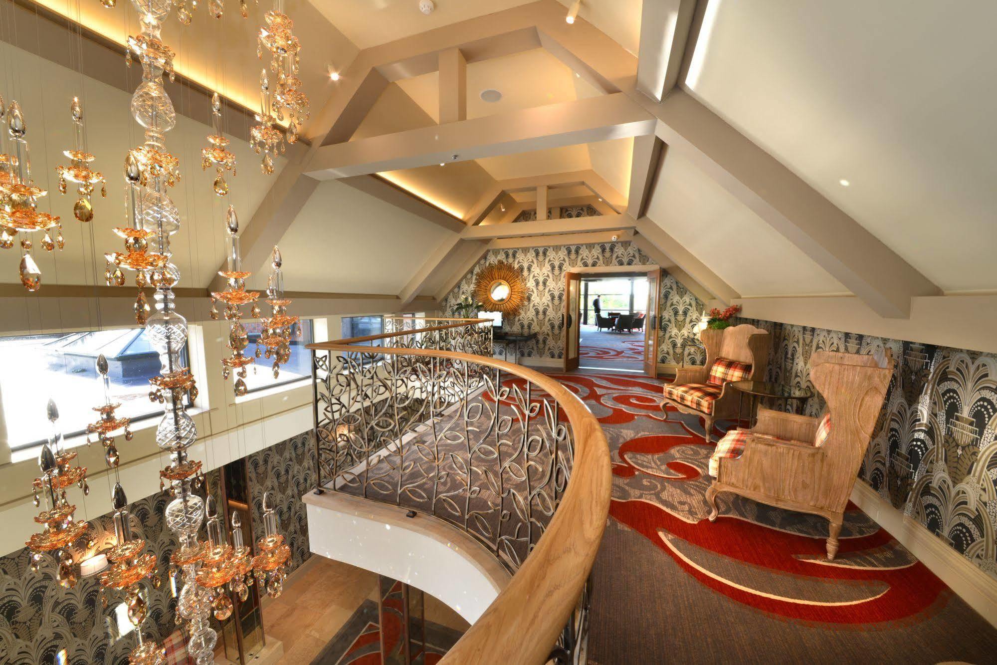 Grosvenor Pulford Hotel & Spa Esterno foto